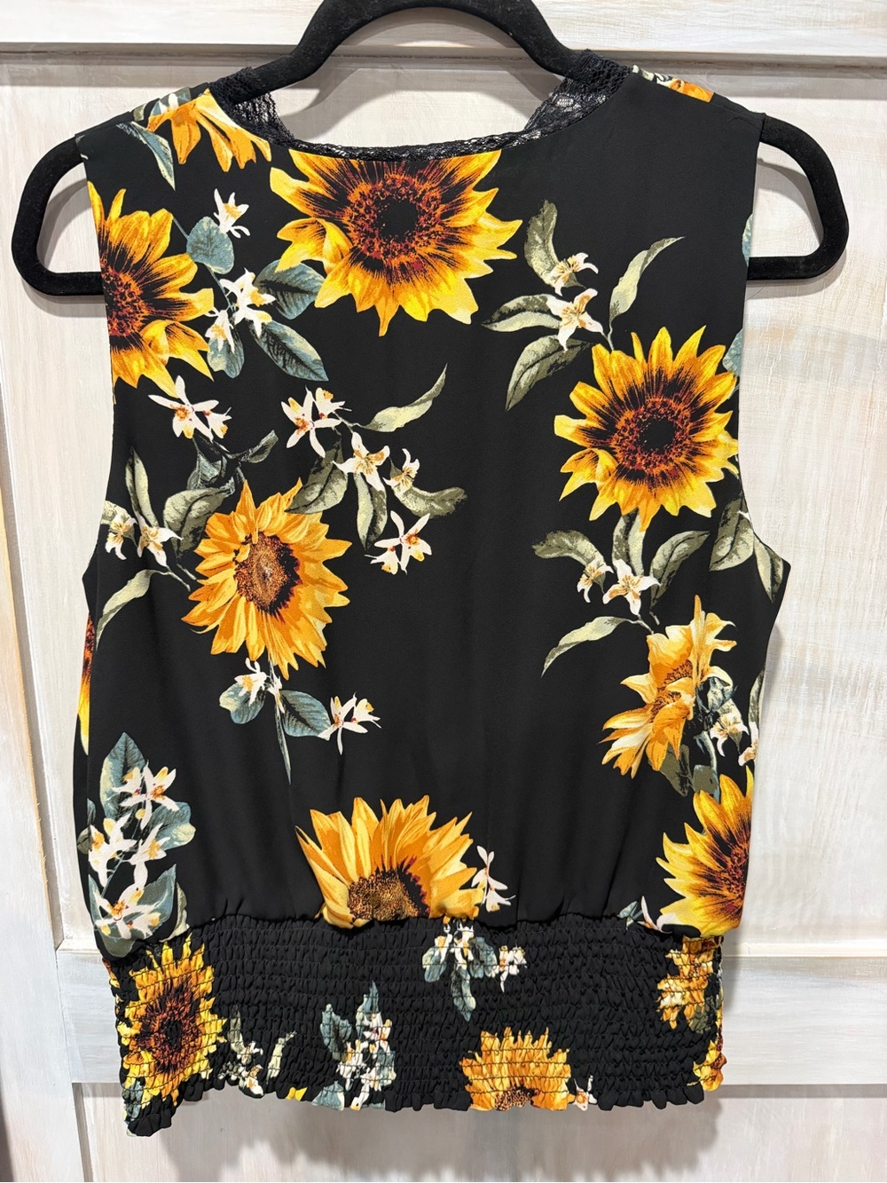 White House Black Market Black Sunflower Lace-Trim Wrap Tank - Picture 4 of 6